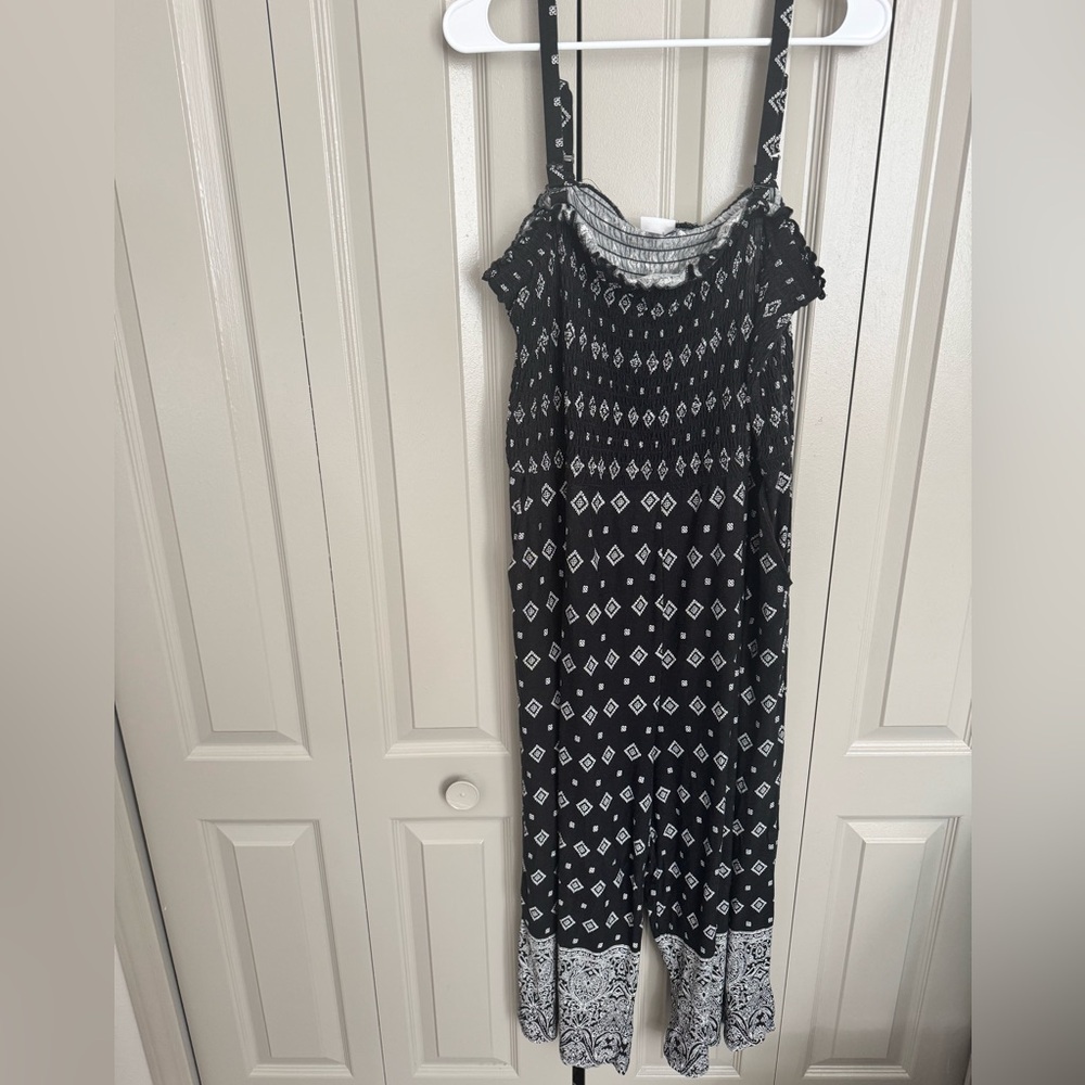 Torrid Black & White Capri Jumpsuit
